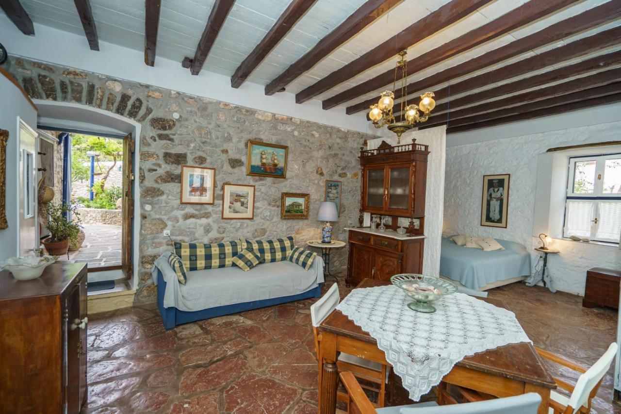 Sparrow Apartments Hydra (Saronic Islands) Extérieur photo
